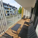 Appartement Kwiatano Plazowa -sauna, Jacuzzi ,klima ,parking, 100m Do Morza Grzybowo (West Pomeranian)