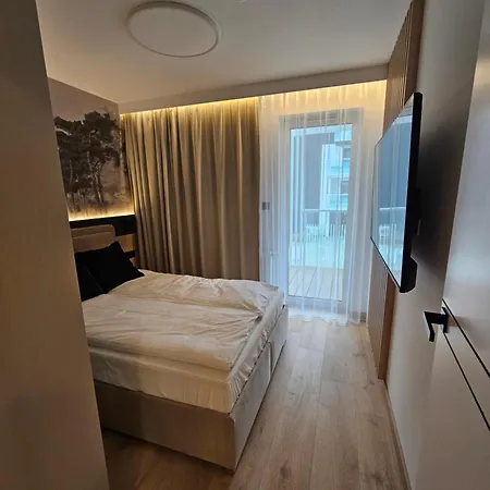 Kwiatano Plazowa -sauna, Jacuzzi ,klima ,parking, 100m Do Morza Apartment