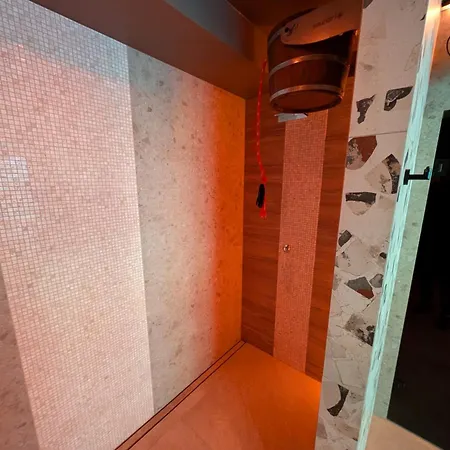Kwiatano Plazowa -sauna, Jacuzzi ,klima ,parking, 100m Do Morza Grzybowo (West Pomeranian)